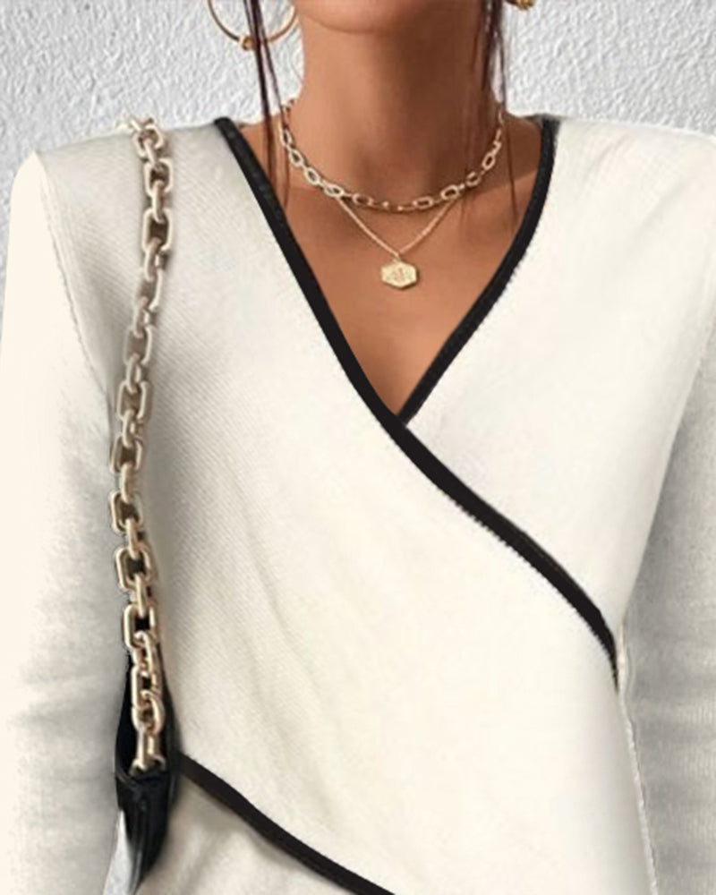 Yzabelle – Sweater with Contrast Finish