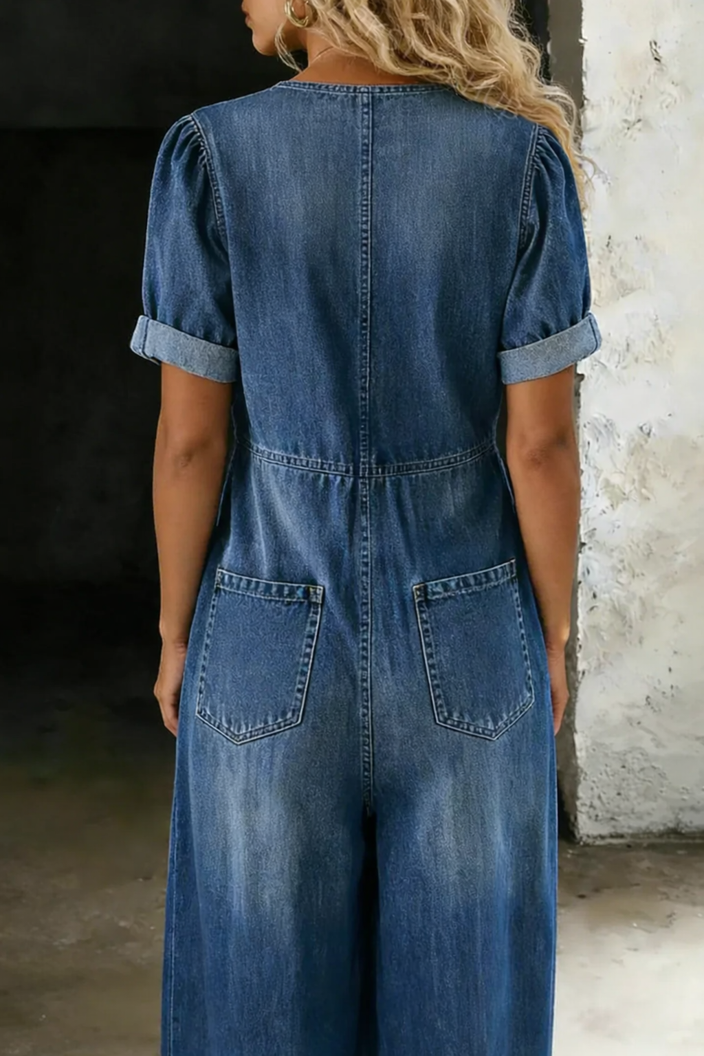 Freya | Short-Sleeve V-Neck Jumpsuit