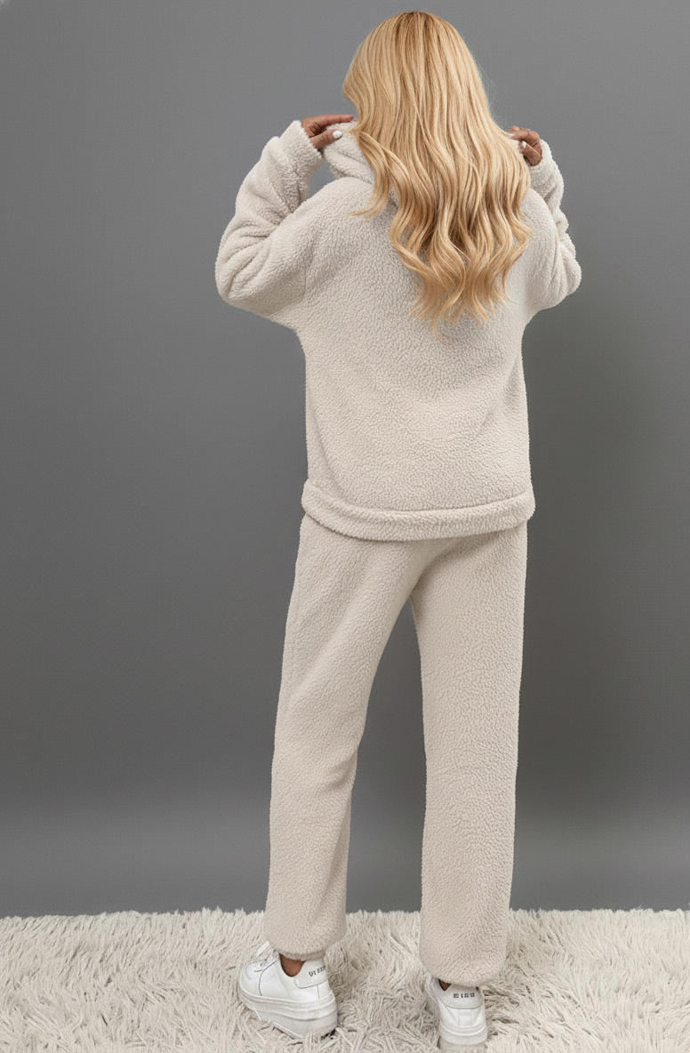 Cozy Teddy Style Women's Hoodie and Pants Set
