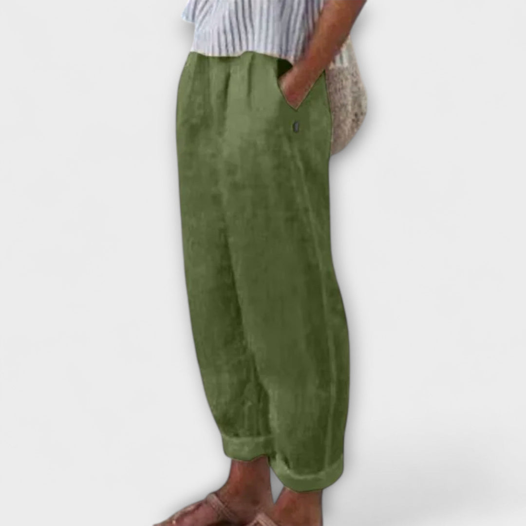 Clara – Trousers with Soft Waistband and Practical Side Pockets