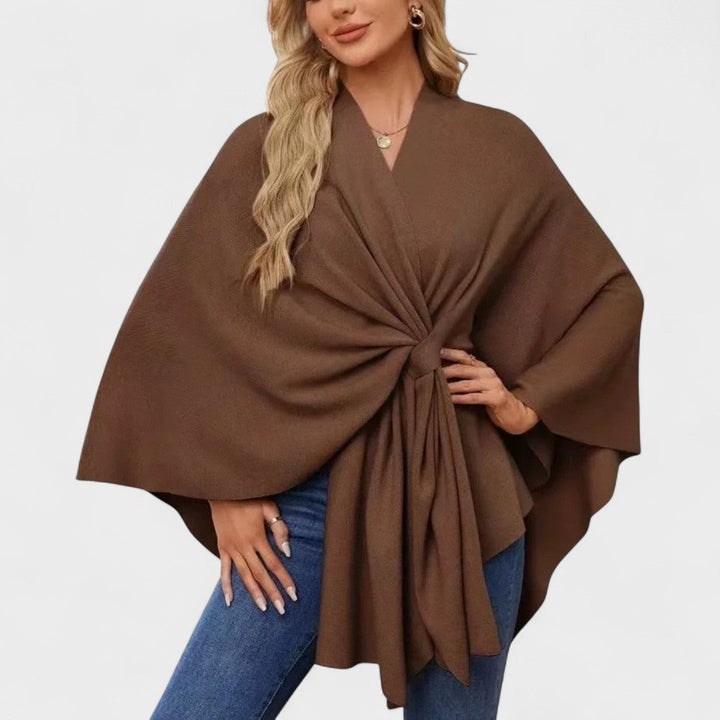 Beatriz | Chic and Elegant Poncho