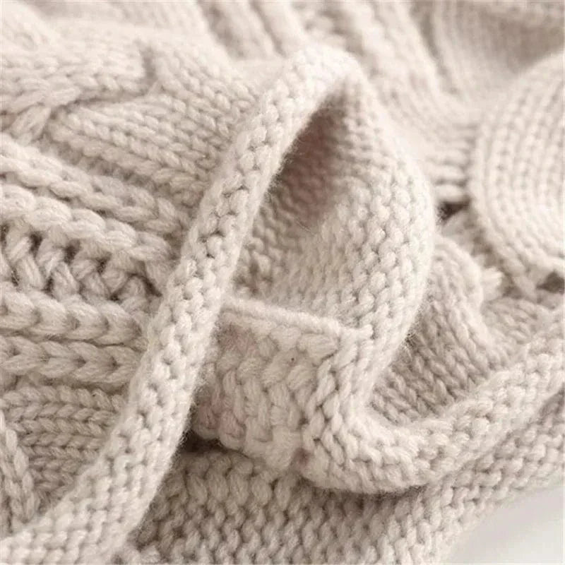 Nerea | Cosy High Neck Sweater