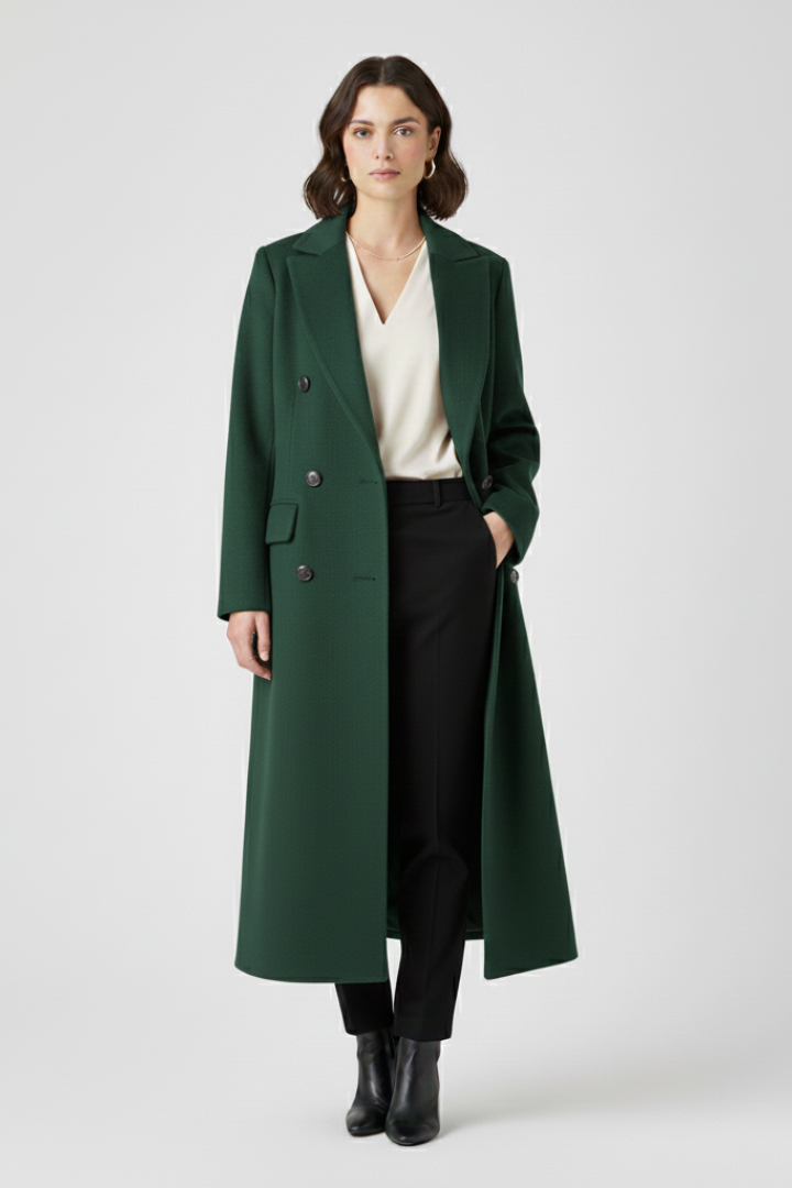 Clementine | Timeless Trenchcoat with Lapel Collar and Button Fastening